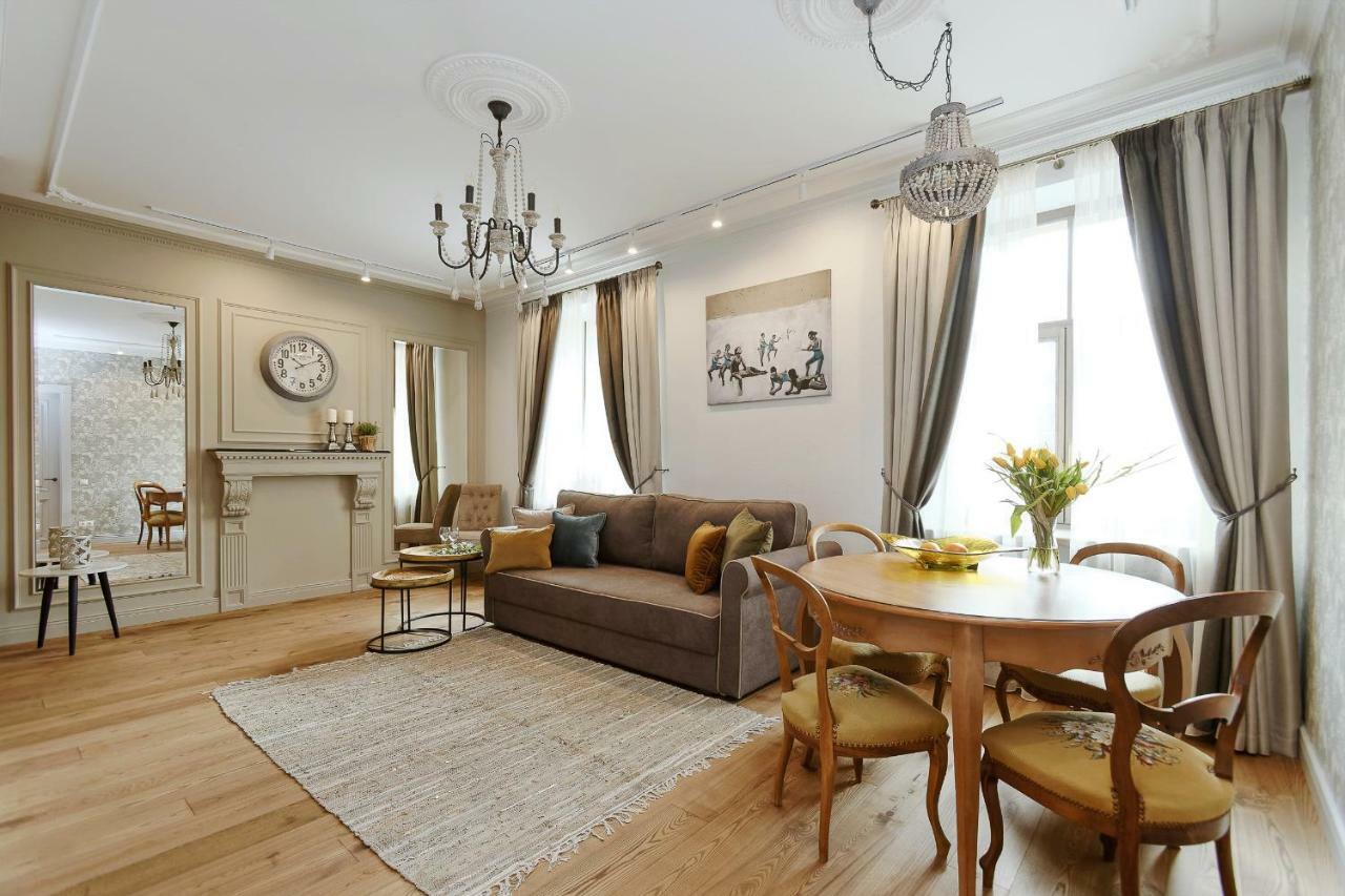 Apartamento Dzirnavu Residense Riga Exterior foto