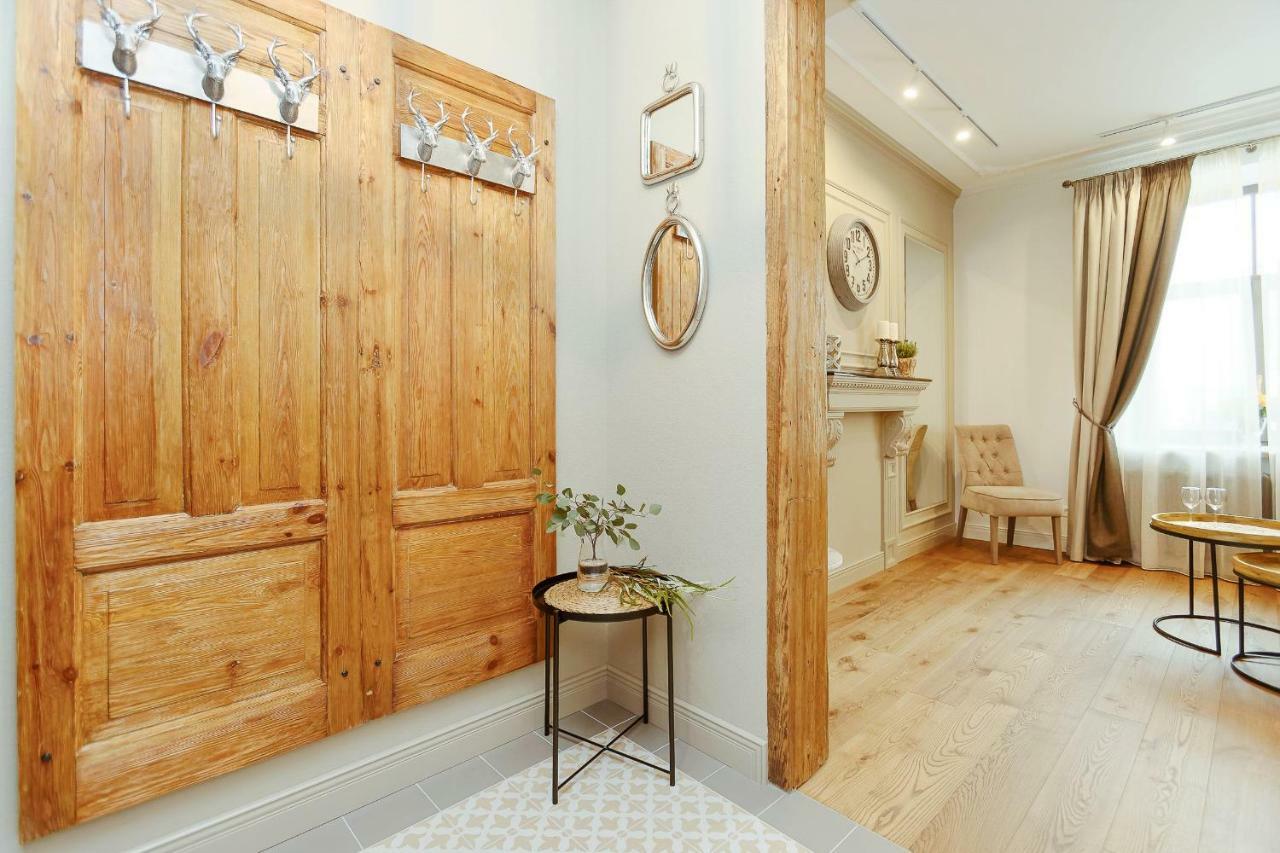 Apartamento Dzirnavu Residense Riga Exterior foto